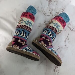 Muk Luks Slippers Womens Small 7 8 Boots Sock Penguins Butterfly Paisley